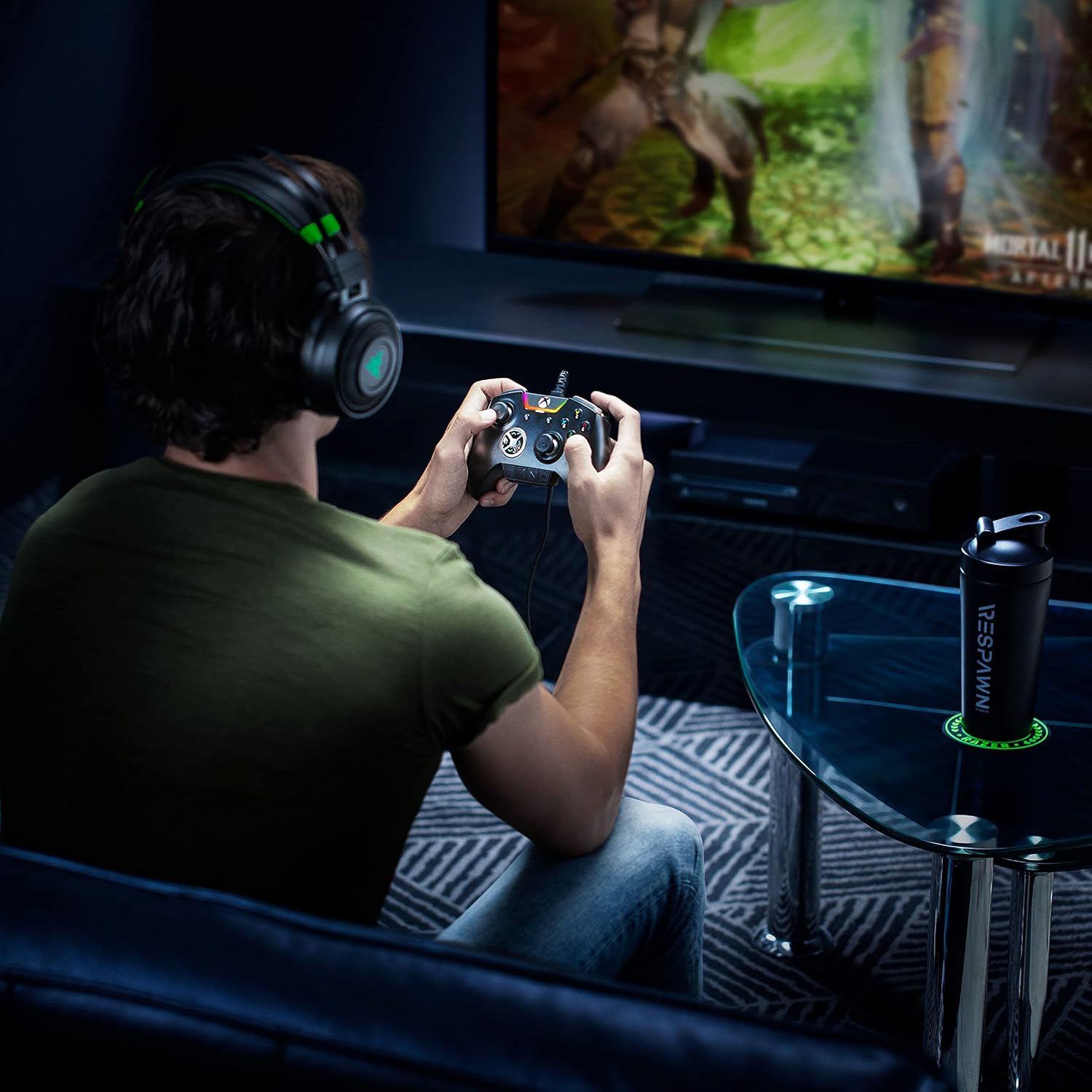 Razer Nari Ultimate Wireless 7.1 Surround Sound Gaming Headset: HyperSense Haptic Feedback - Auto-Adjust Headband - Retractable Mic – for Xbox Series X & S, Xbox One - Black/Green - Image 2