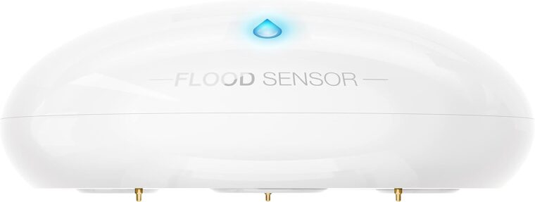 Fibaro FGBHFS-101 Flood, Water & Temperature Sensor Homekit enabled water leakage detector, white - Image 2